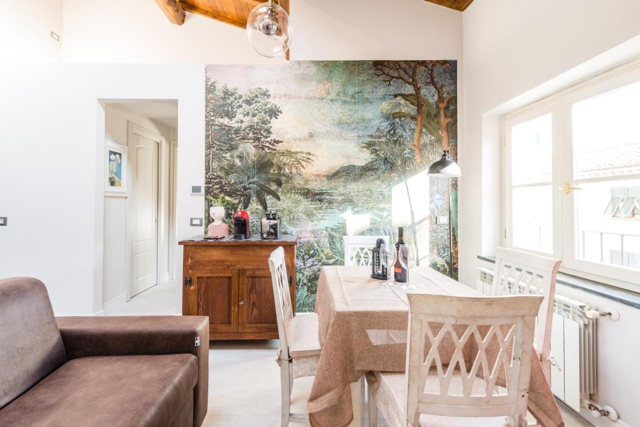 Gli Specchi Apartment Lucca Bagian luar foto